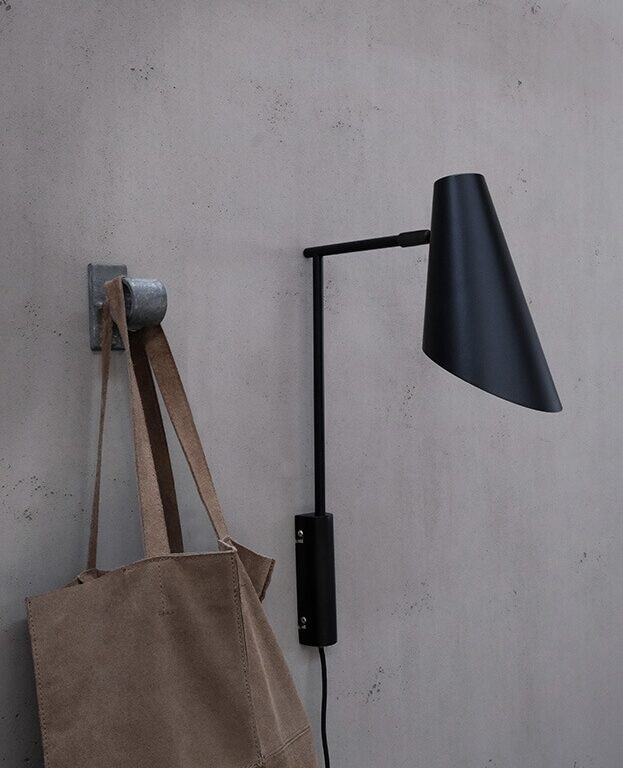 Cale væglampe m/arm, sort