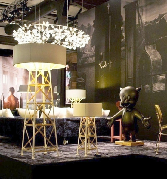 Moooi Construction Gulvlampe Medium Hvid/Træ