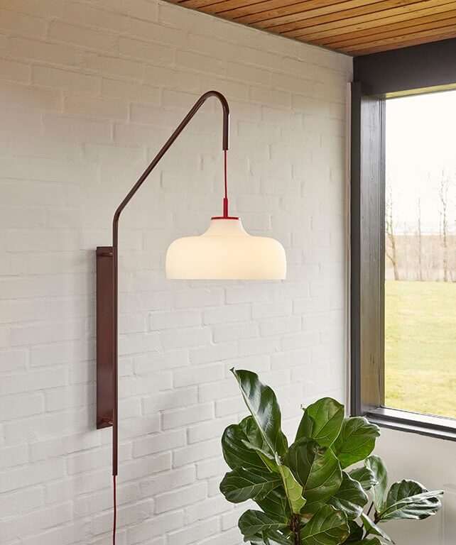 Current væglampe, hvid/rød