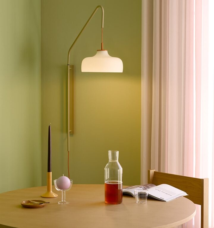 Current væglampe, sand