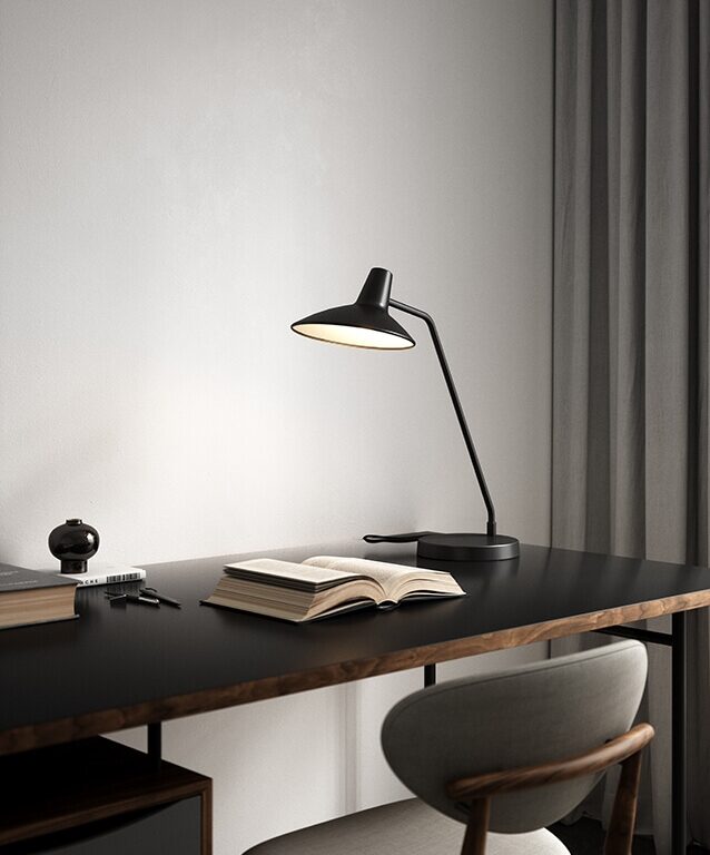 Darci bordlampe, sort