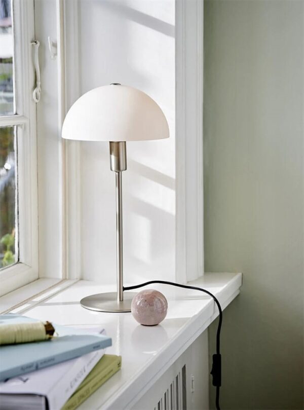 Ellen 20 bordlampe, børstet stål/opal