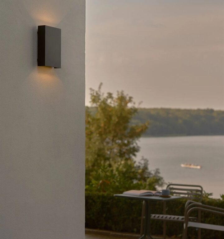 Fold 15 udendørs væglampe LED, seaside sort