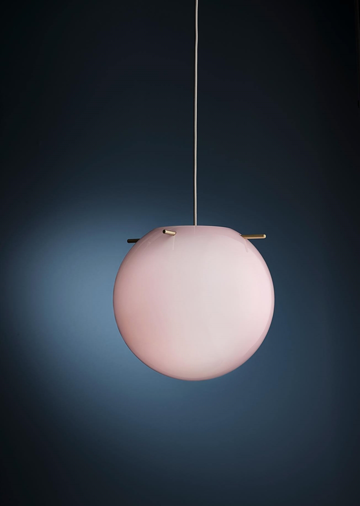 Frandsen Lighting Koi Pendel Rosa/Messing Ø32 cm x 30 cm (300 cm ledning) Pendel lampe