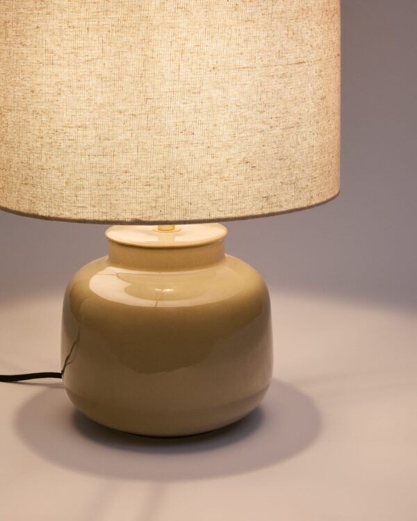 KAVE HOME Tay bordlampe i grøn keramik og beige linned