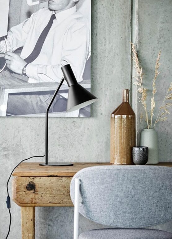 LYSS bordlampe, mat sort