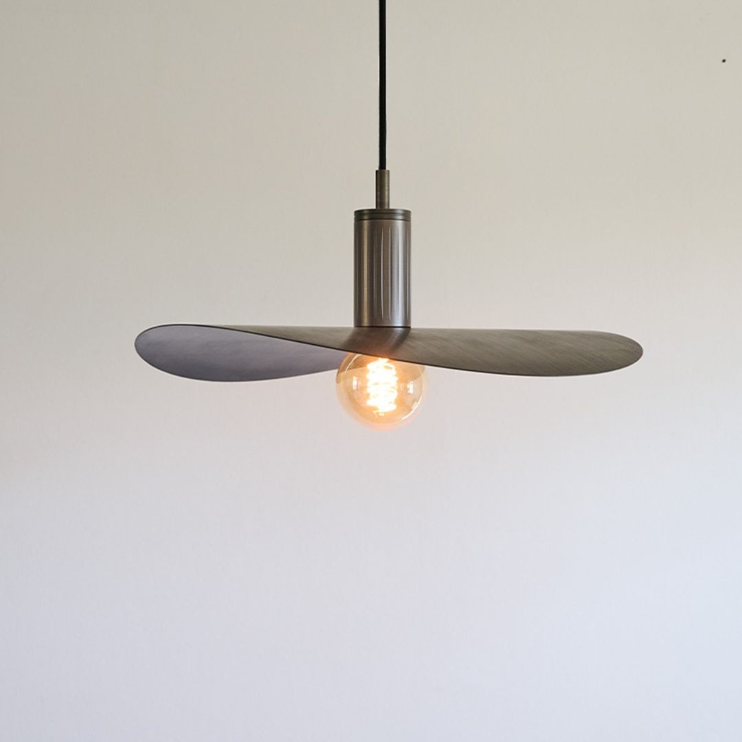 Leaf Pendel Small - Bruneret Messing - RAMA Lights