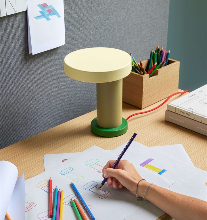 Magic bordlampe, grøn/olivengrøn