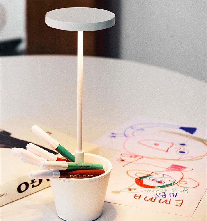 Poldina Reverso batterilampe / bordlampe, hvid