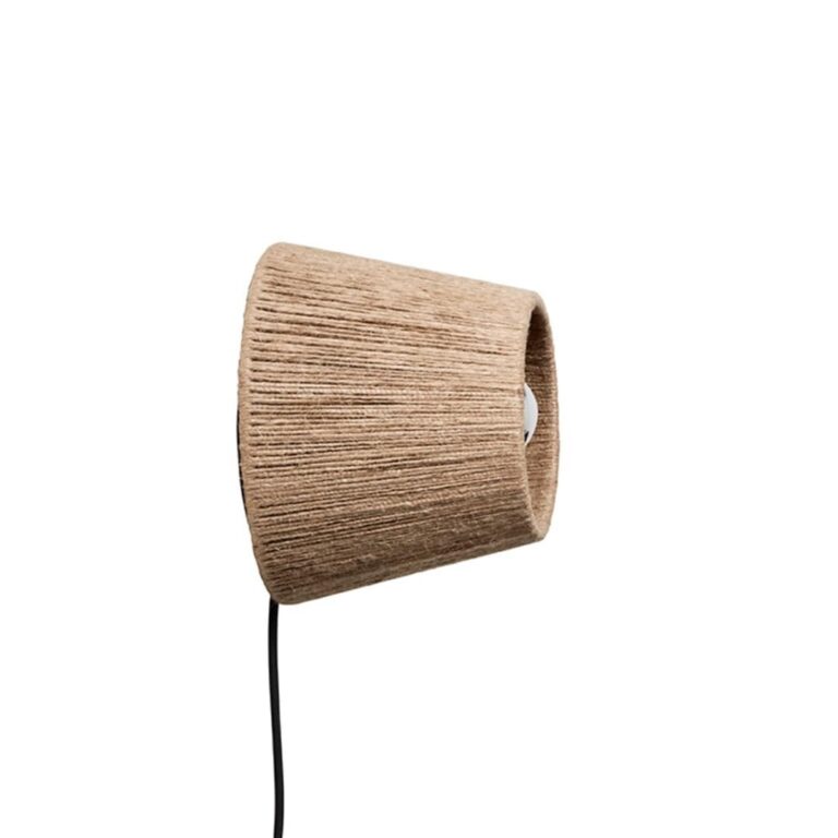 Ro Væglampe Lukket - Made by Hand