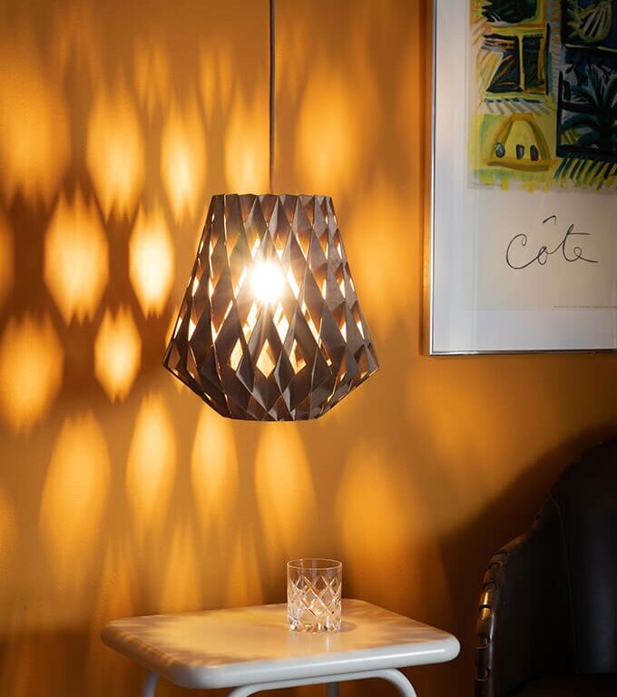 Signature 28 pendel, brun