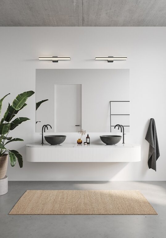 Tinia 60 væglampe, sort