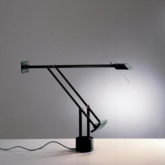 Tizio 35 bordlampe, sort