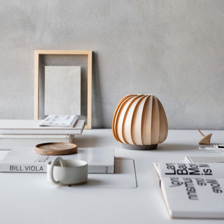 Tom Rossau ST906 Naturlig Birk Ø18 Bordlampe